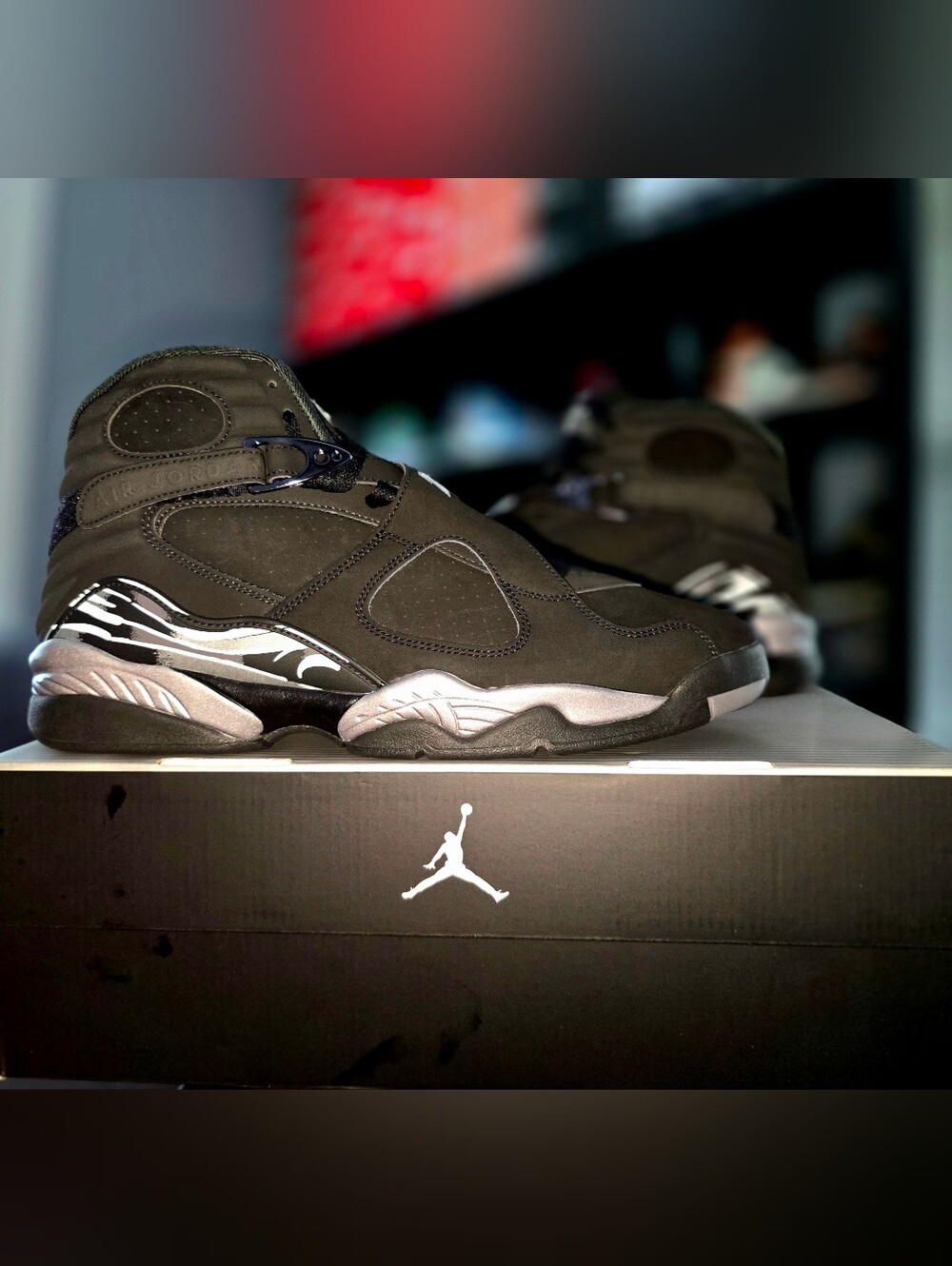 Size 10.5 - Air Jordan 8 Retro 2026 Chrome